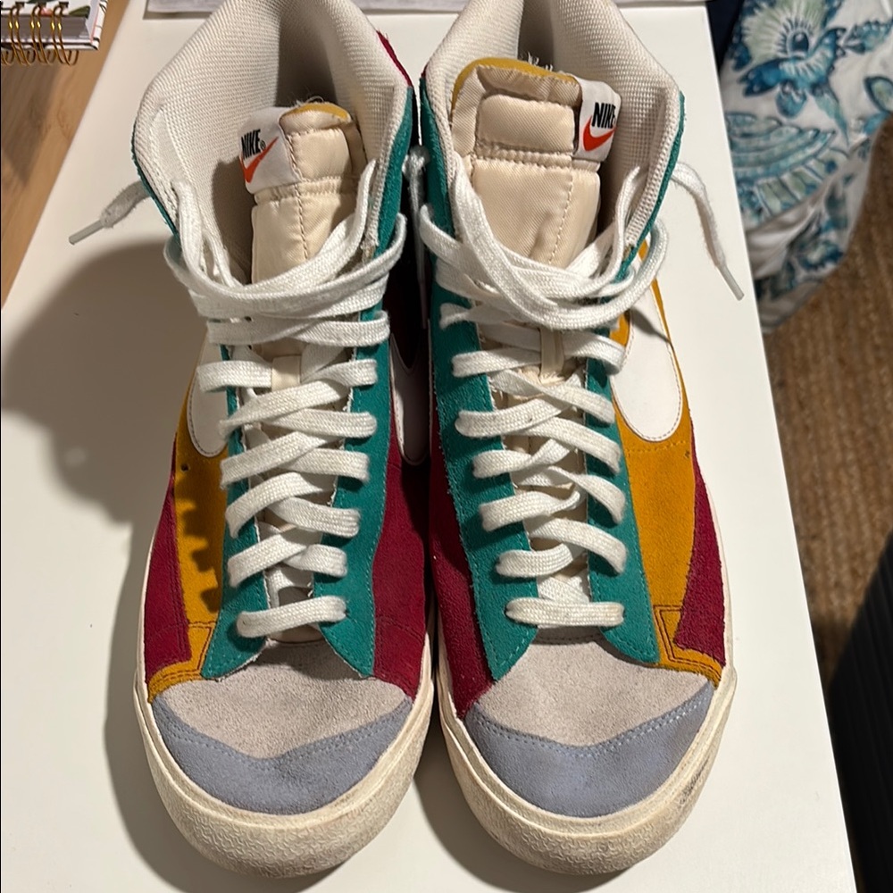 Nike White and Yellow Sneakers